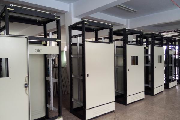 张家界配电柜-3683厂家配电柜检修需要注意的